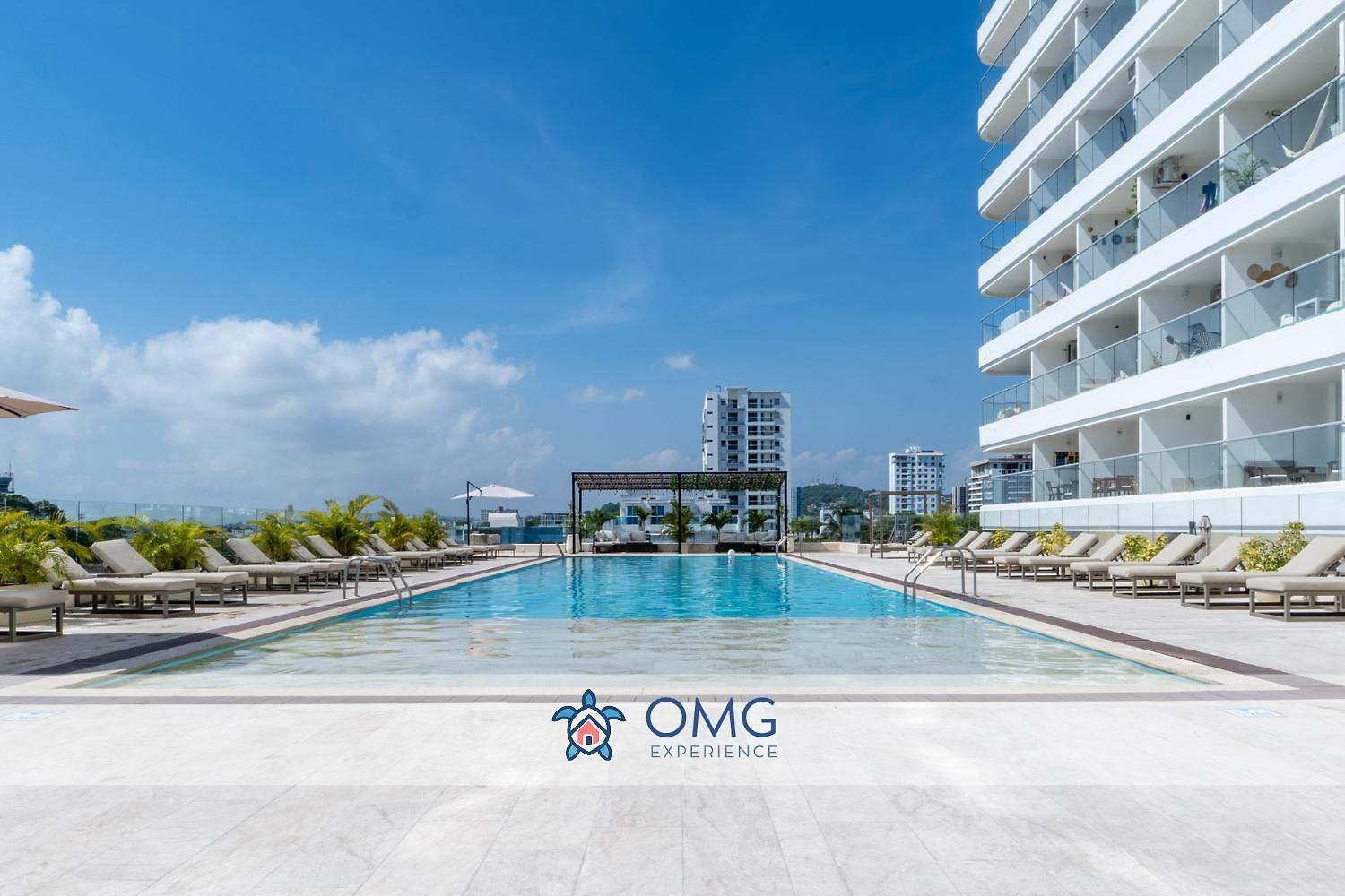Apartamento Romántica Con Terraza Lounge Y Vista Panorámica Cb834